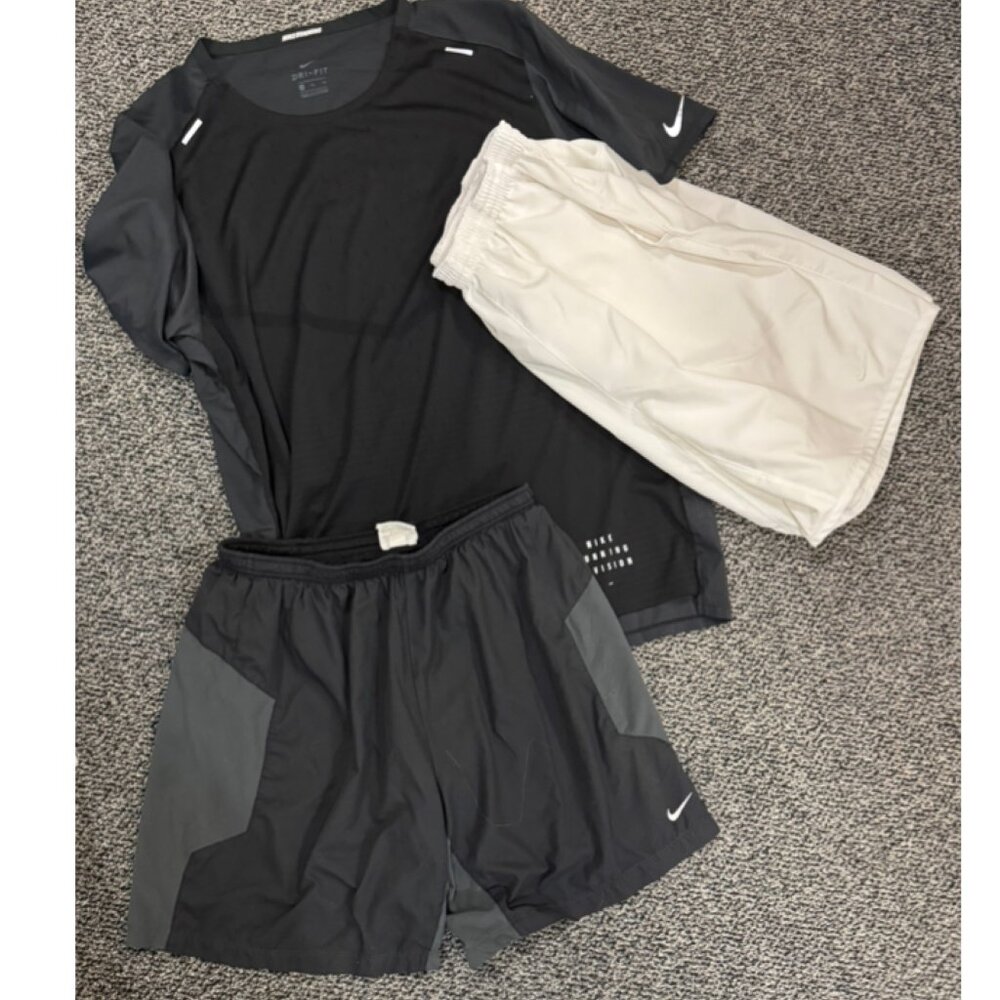Nike Training Apparel Bundle 2 Shorts + 1 Tee